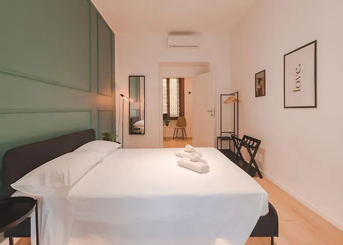 Luxury - 8 Person - Centro Storico * Трієст