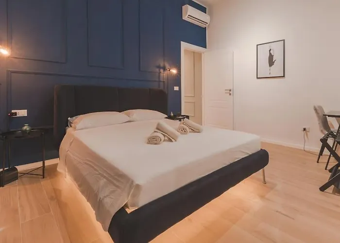 Luxury - 8 Person - Centro Storico Апартаменти *