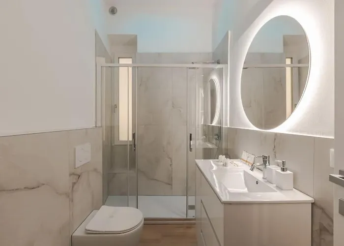 Luxury - 8 Person - Centro Storico Apartment Trieste