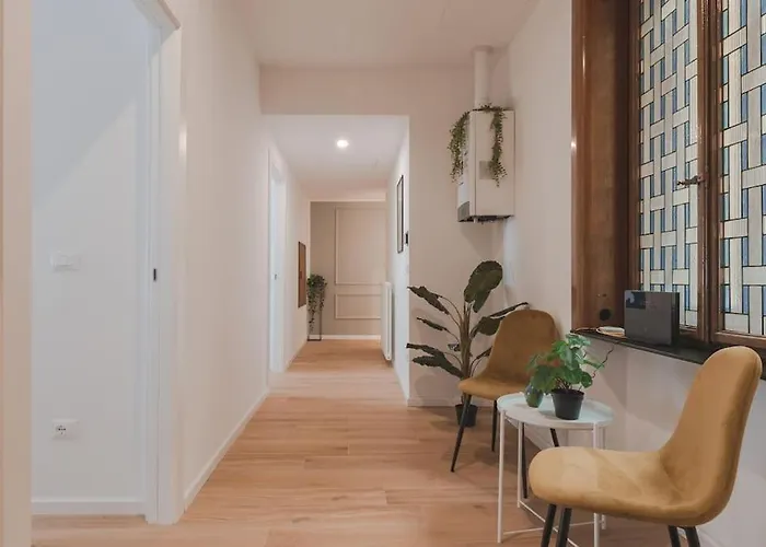 Apartment Luxury - 8 Person - Centro Storico Trieste